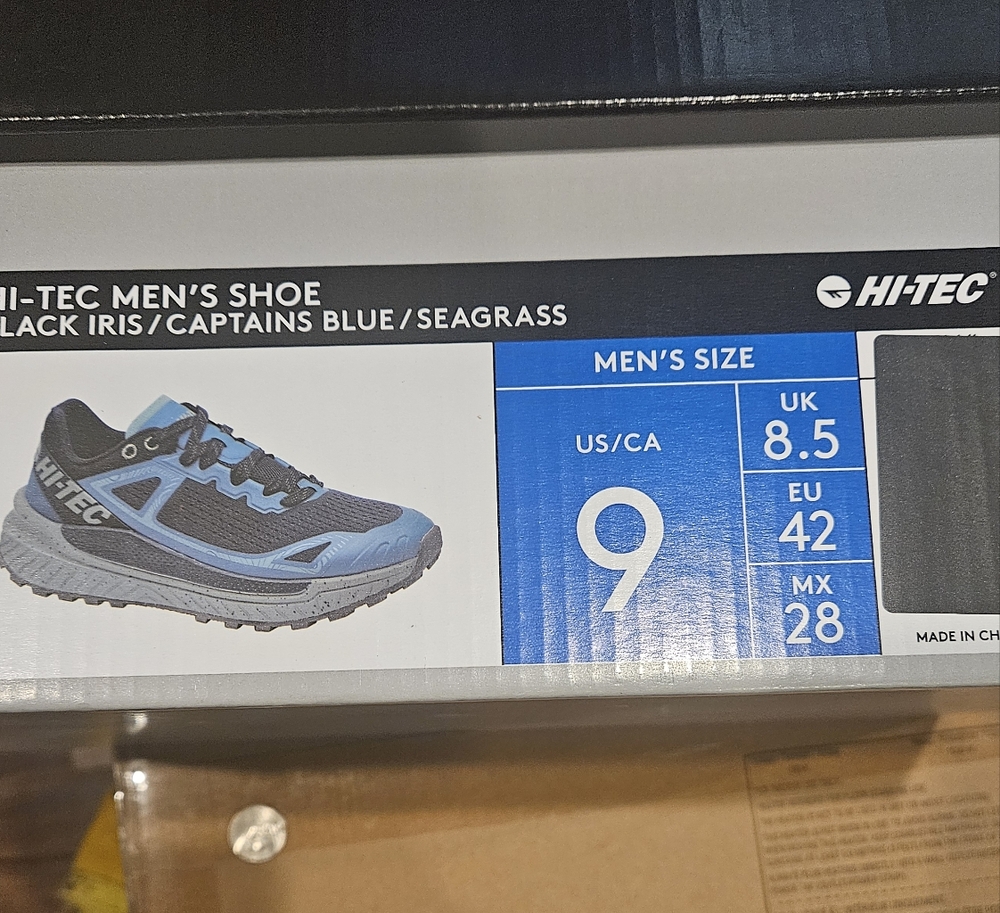 Hi-Tec Men's Blue Trail Shoes - Picture 4 of 4